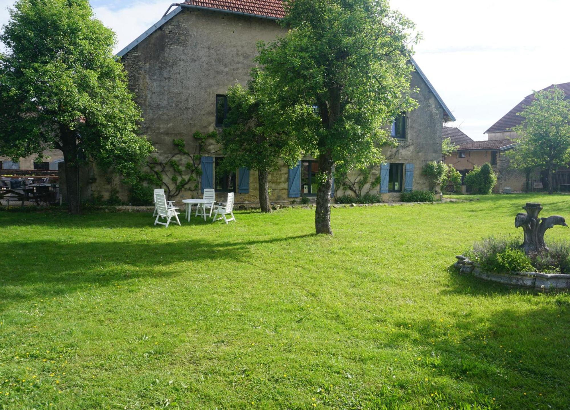 Chambre D'Hotes Juste-Confortable Fleurey-les-Lavoncourt Экстерьер фото